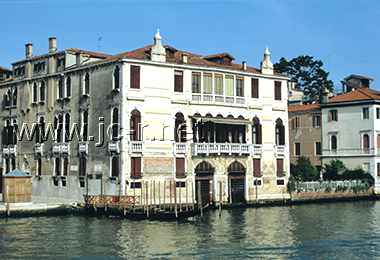 لیست کامل کشورها و هنرمندان شرکت کننده در پنجاه و چهارمین بی ینال ونیز