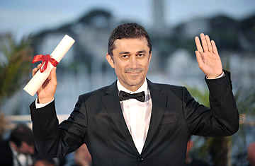 نوری بیلگه سیلان